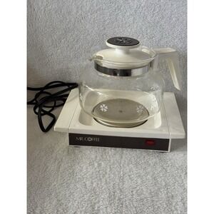 Mr. Coffee Model WD 8 cup Decanter and Warming Plate / Works/ Vintage 1980's